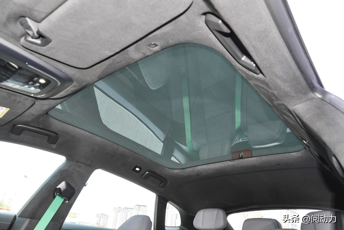 同为宝藏车型，岚图追光与极氪001，谁更适合年轻夫妻？