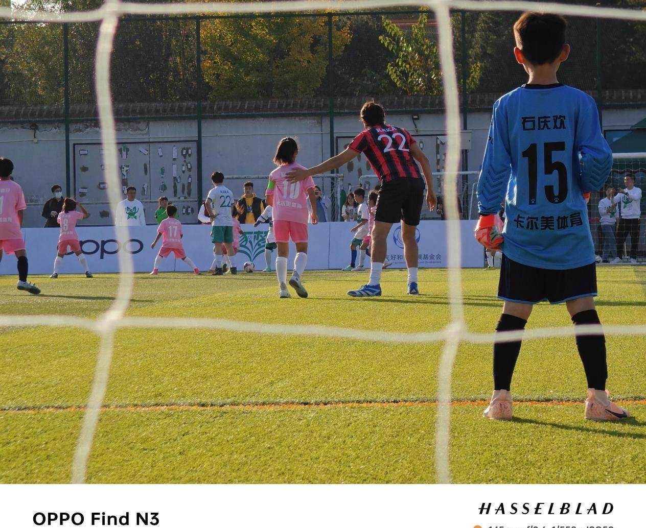 卡卡公益足球中国行,卡卡发文力挺c罗