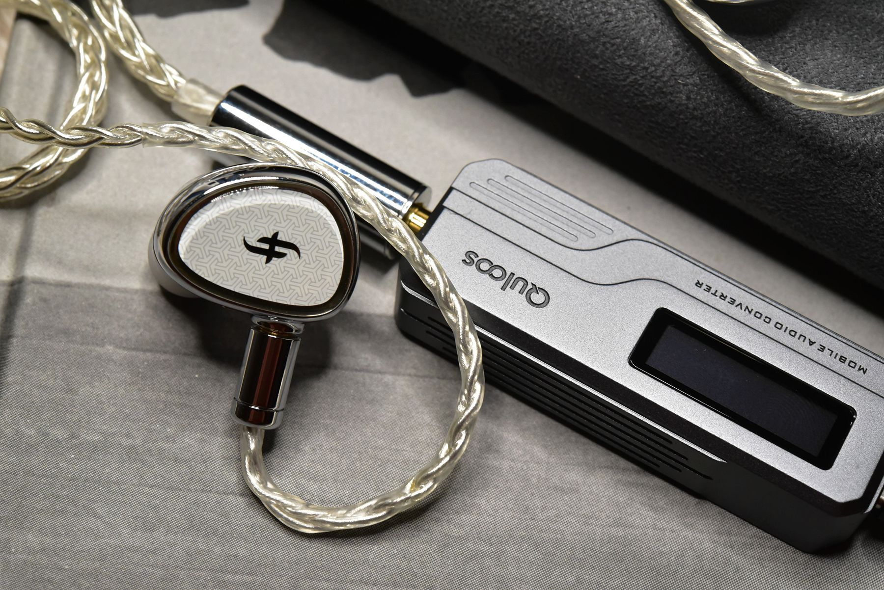 目前最强的十款耳机价格,2022年值得入手的hifi耳机