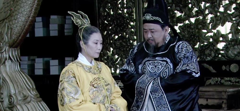 神探狄仁杰巨大马蹄印破案,神探狄仁杰狄公寻找失踪银匠