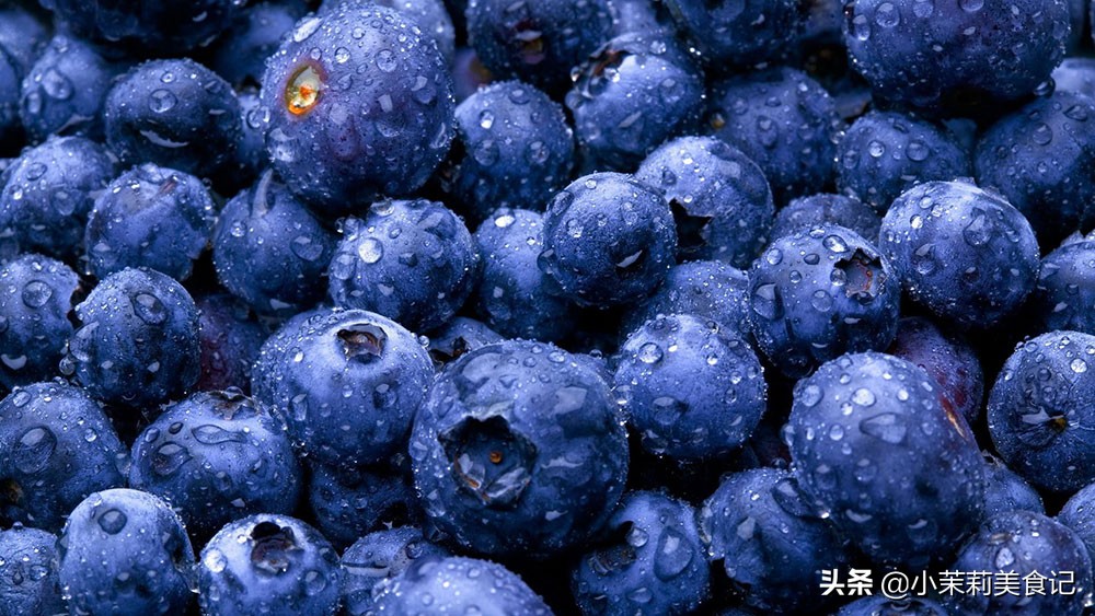 女人皮肤干燥需要补水吗,秋冬皮肤干燥可以每天敷面膜吗