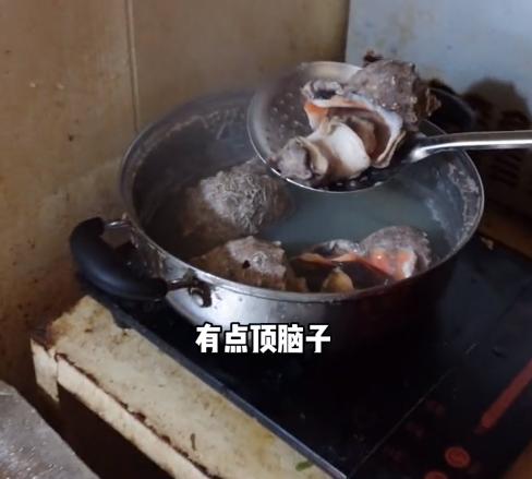 海鲜大爷大勇,海鲜大爷走红