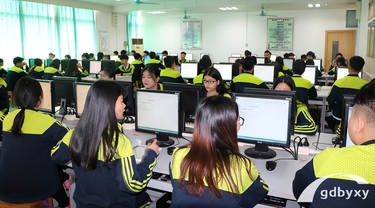 广州白云工商技师学院大数据会计专业怎么样?