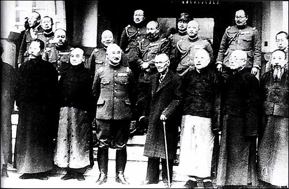 抗日战争时期各个伪政府的兵力,抗日战争日本人和伪政府各多少人