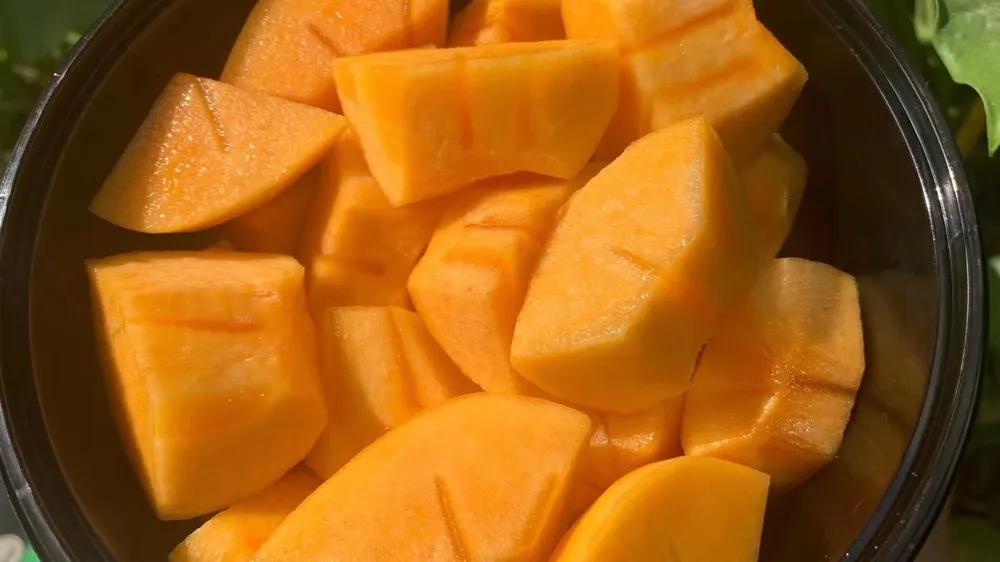 现在开一个小型水果店赚钱吗,开个普通的水果店到底能不能赚钱