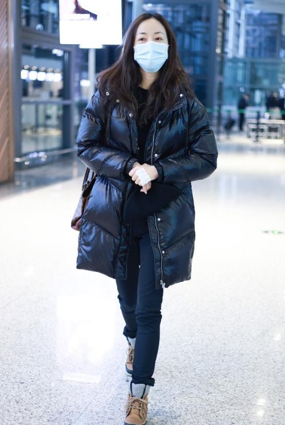 建议穿“长羽绒服”时，避开5个雷区，拖沓又显矮，难怪被人吐槽