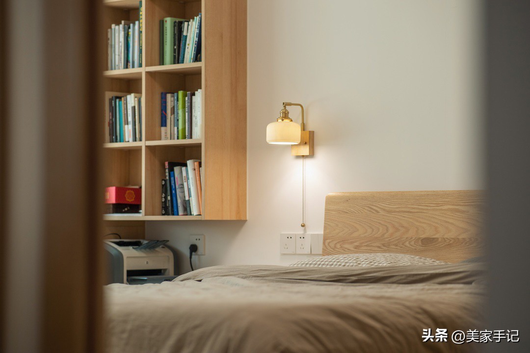 山东夫妻家中的高级场面：坚持不买沙发、茶几，入住反而实用顺心