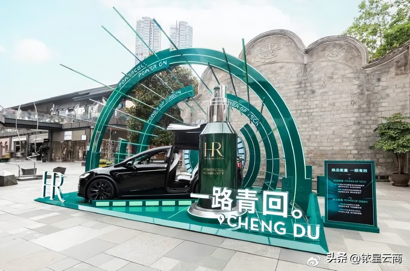 奢场前线｜福州万象城等开设奢牌新店，深圳湾万象城等营销出圈…