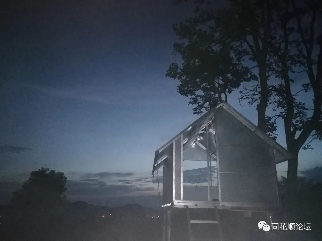 溯溪攀爬,溯溪徒步露营