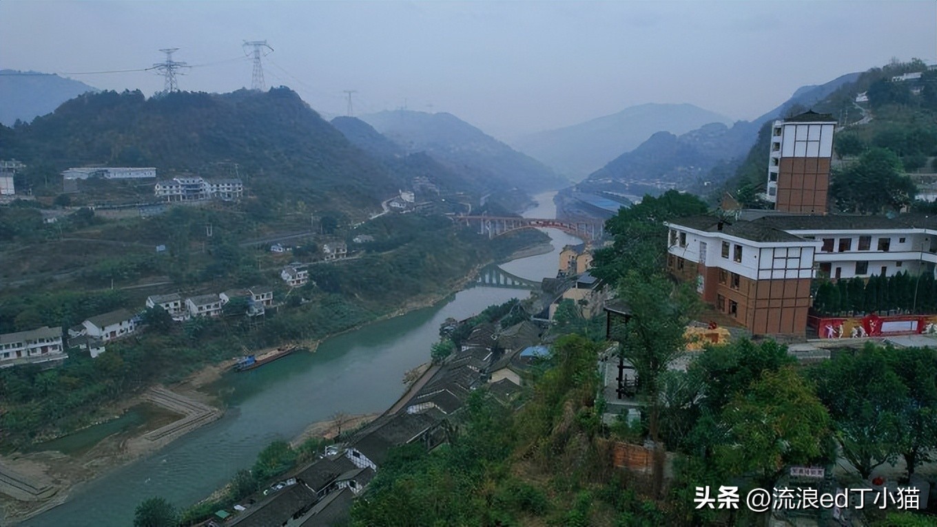 舌尖上的中国泸州古蔺椒麻鸡,古蔺麻辣鸡是哪里的特色小吃