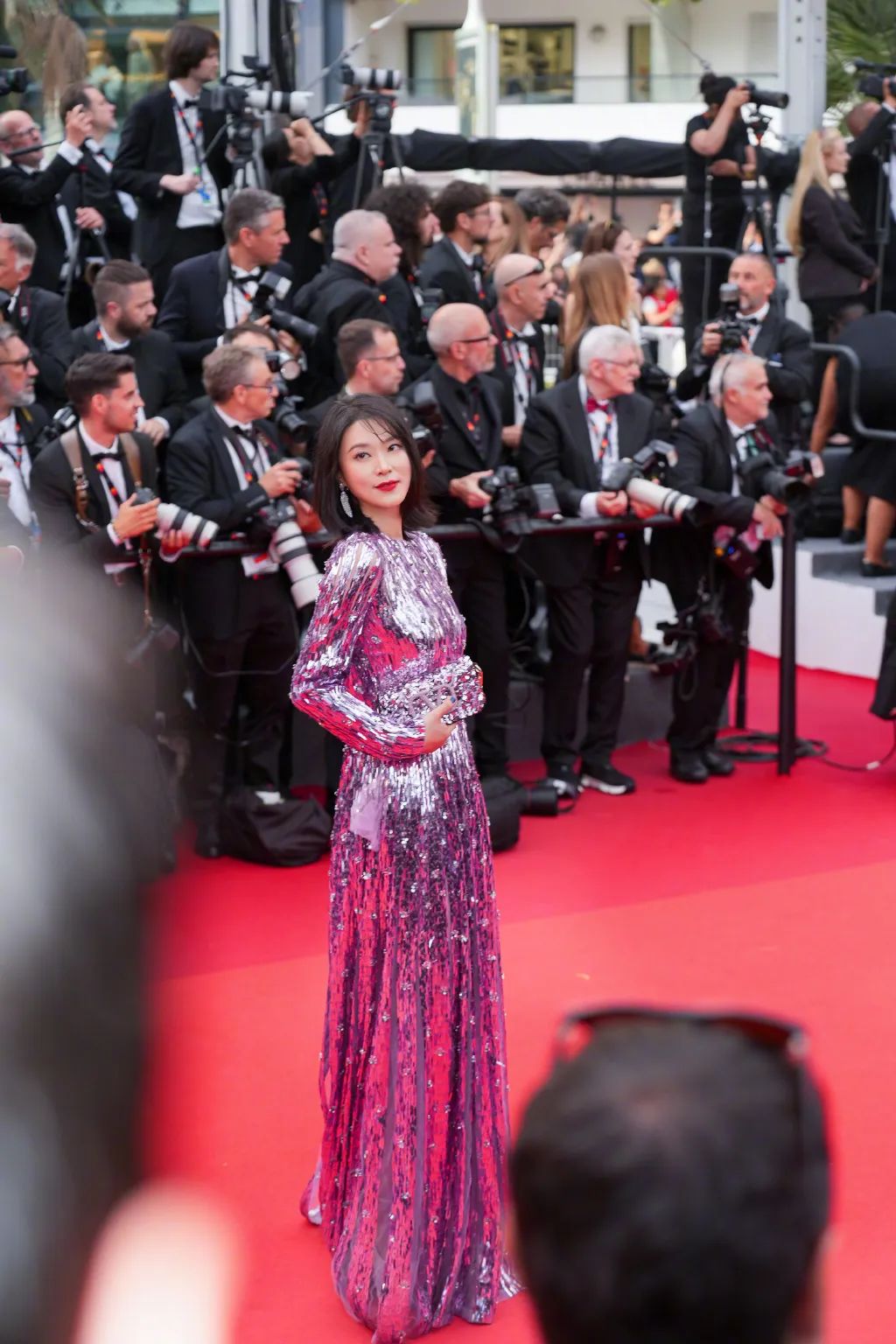 这一夜,中国女星的“野心”都藏不住了!猛虎连衣裙,踩20cm高跟