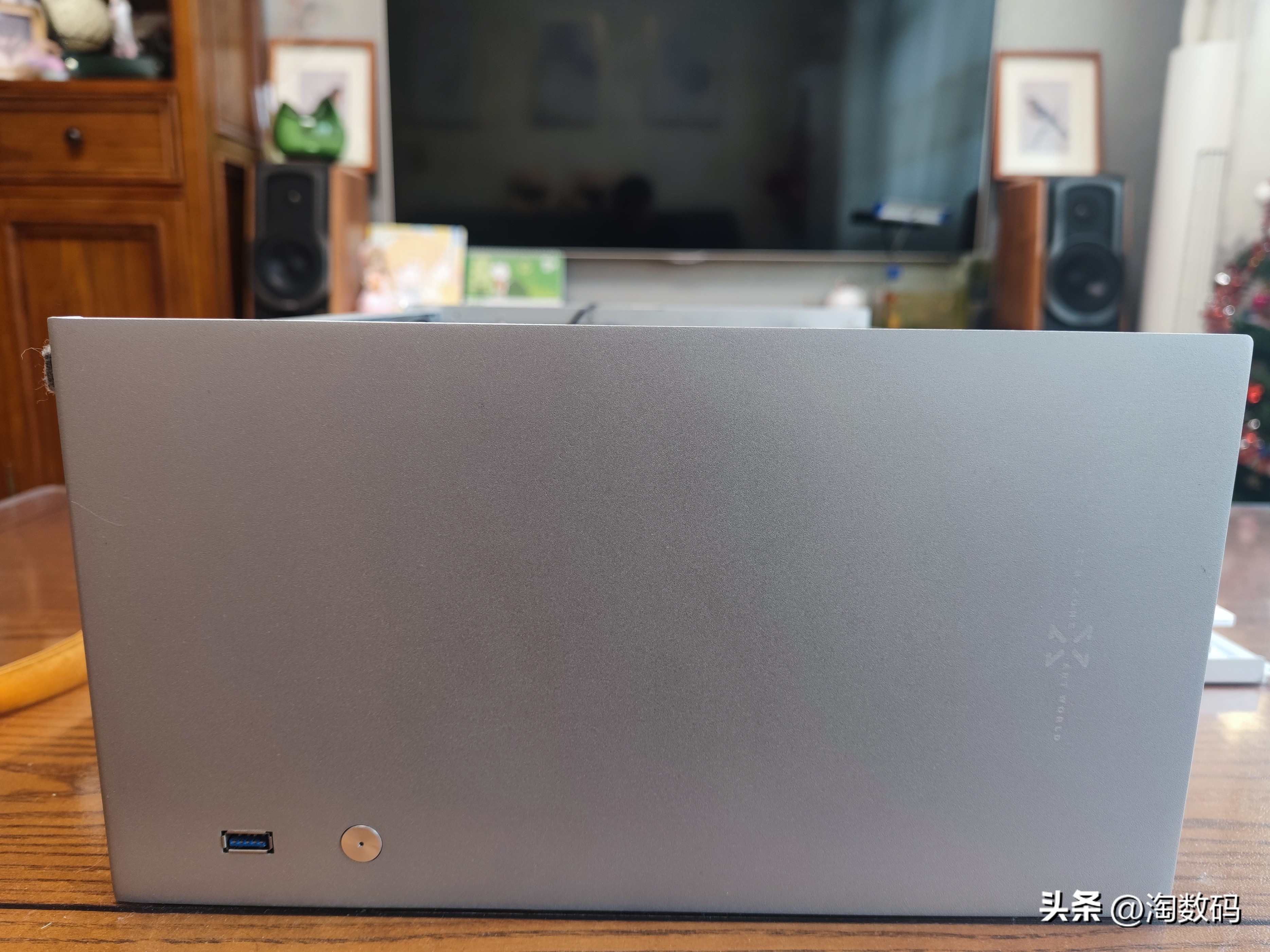 头铁矿卡配矿电:¥666块华硕RX5700+¥109块鑫谷金牌1250W装个机