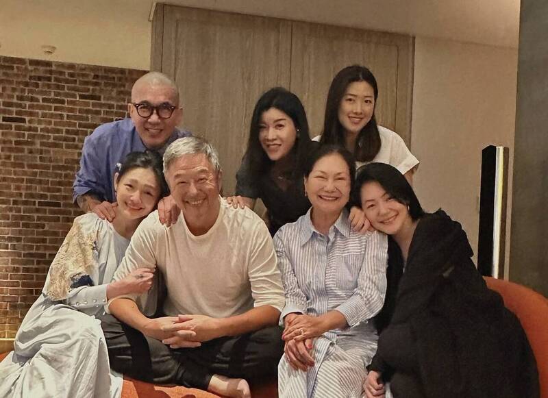 张兰信任的王伟忠首度发声，曝光与汪小菲、大S私下互动内容