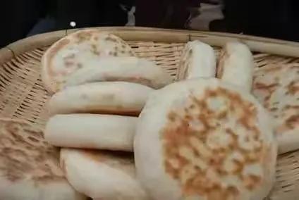 未来昆明最具影响力的美食街,昆明七彩云南附近美食街