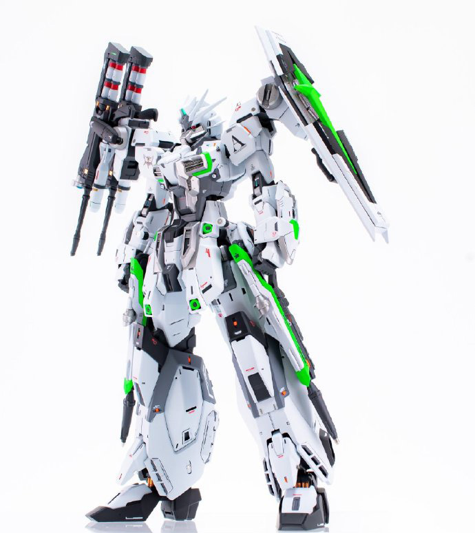 脉冲高达和强袭高达模型,脉冲高达各种形态模型