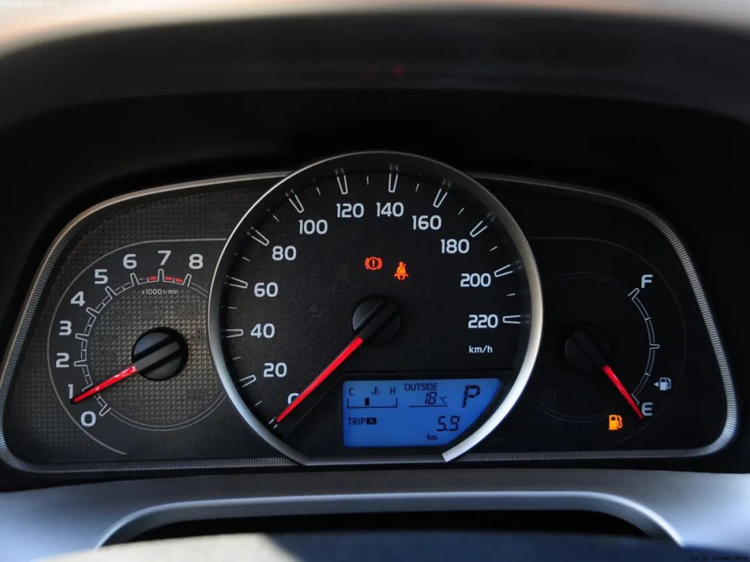 二手车丰田rav4荣放四驱,二手车rav4荣放4驱2015款