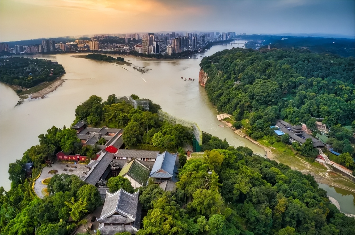 关于四川旅游的诗句古诗词,关于四川景色优美的古诗句