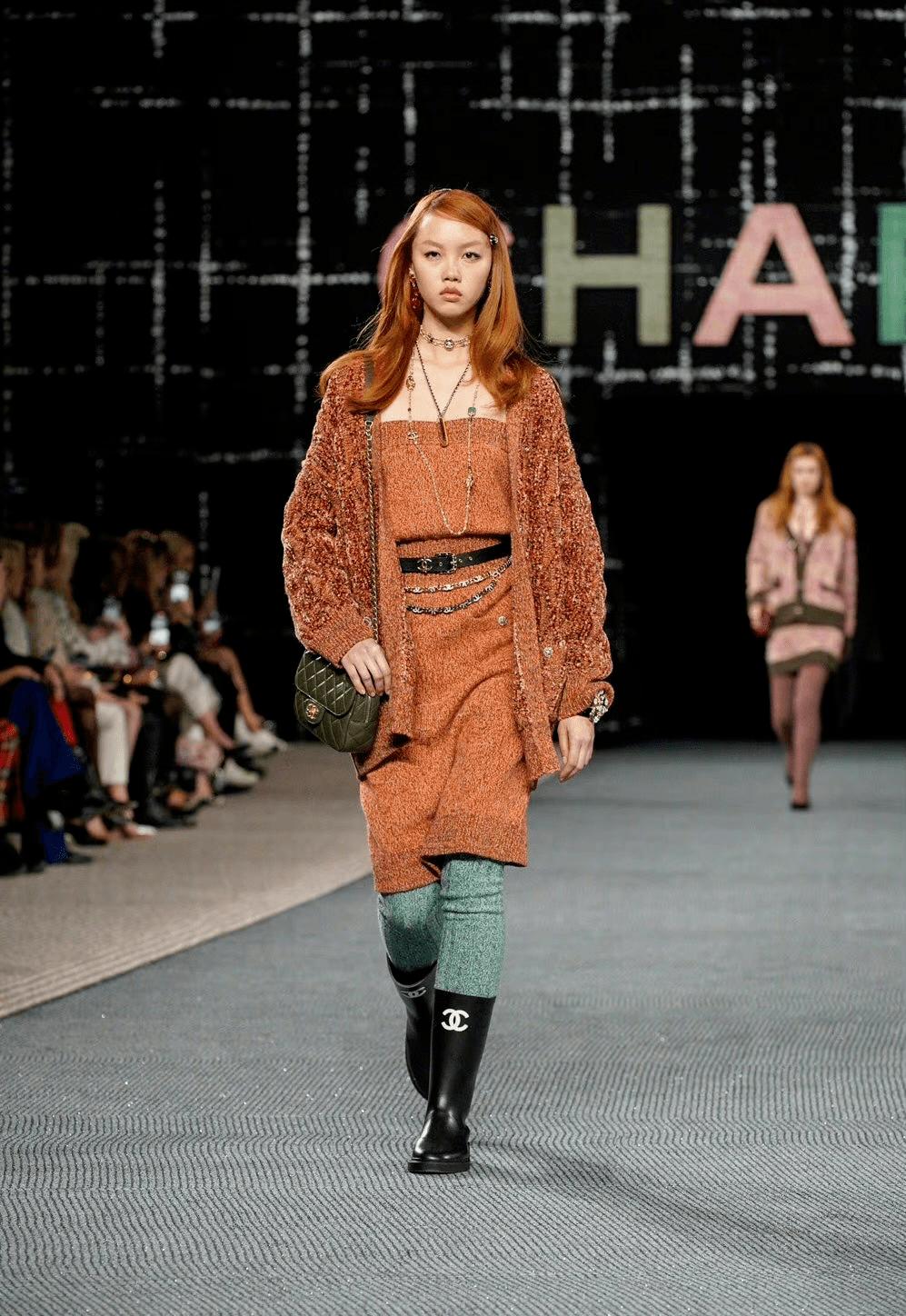 戴安娜、凯特、泫雅、坎爷都在穿！只要7000块，就能收获同款洋气