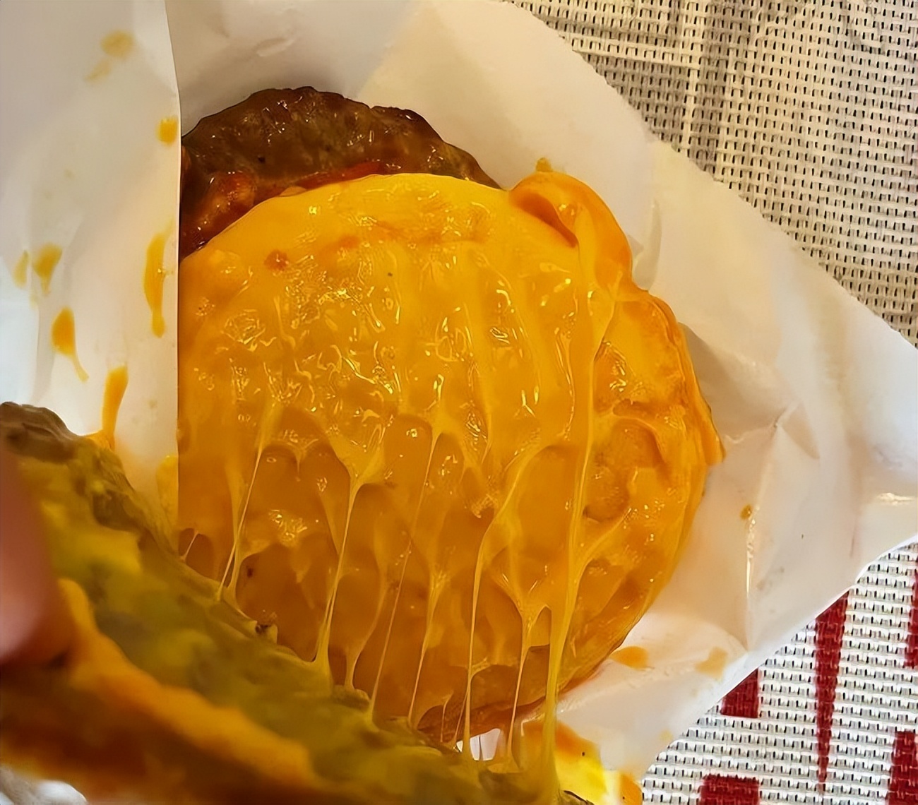 肯德基牛肉汉堡,肯德基双层牛肉汉堡