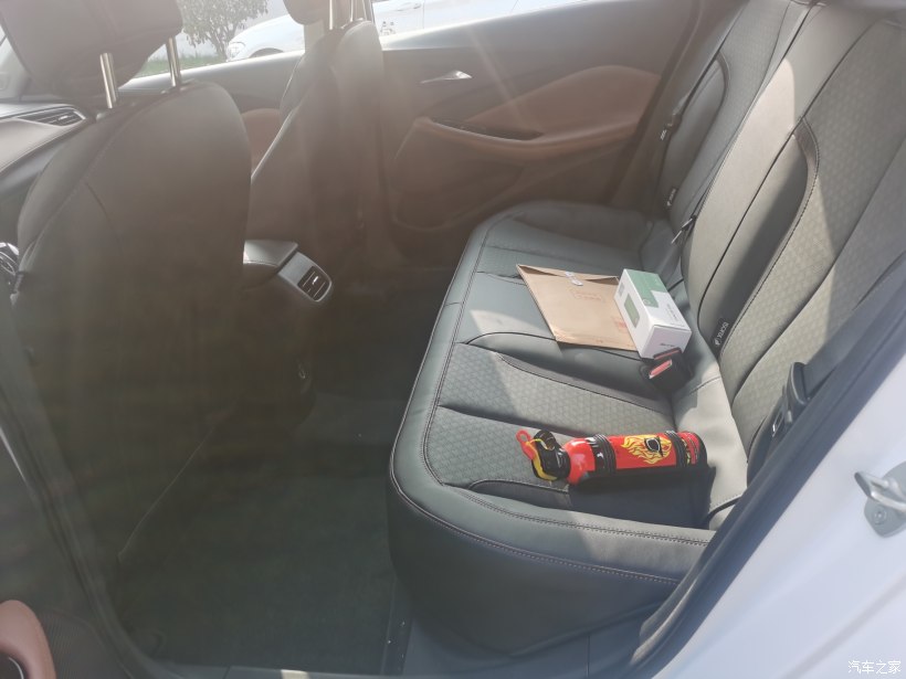 别克威朗pro送的赠品,威朗pro八件套