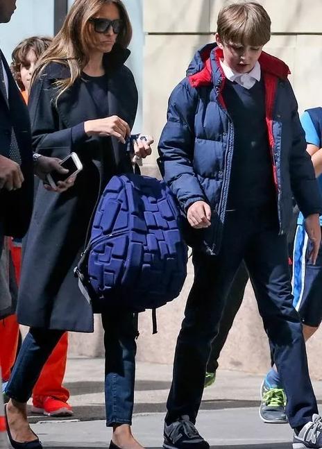 特朗普巴伦小时候,特朗普小儿子巴伦近照