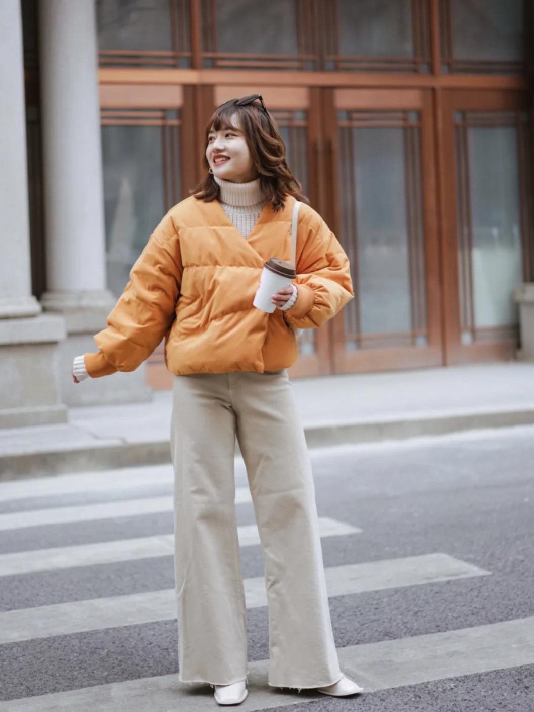 羽绒服怎么穿又好看又简单,羽绒服怎么穿才有高级感