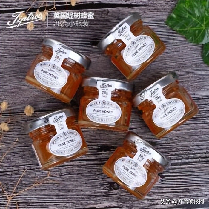 如何辨别真假蜂蜜一瓶冷水就搞定,一杯清水辨别蜂蜜真假