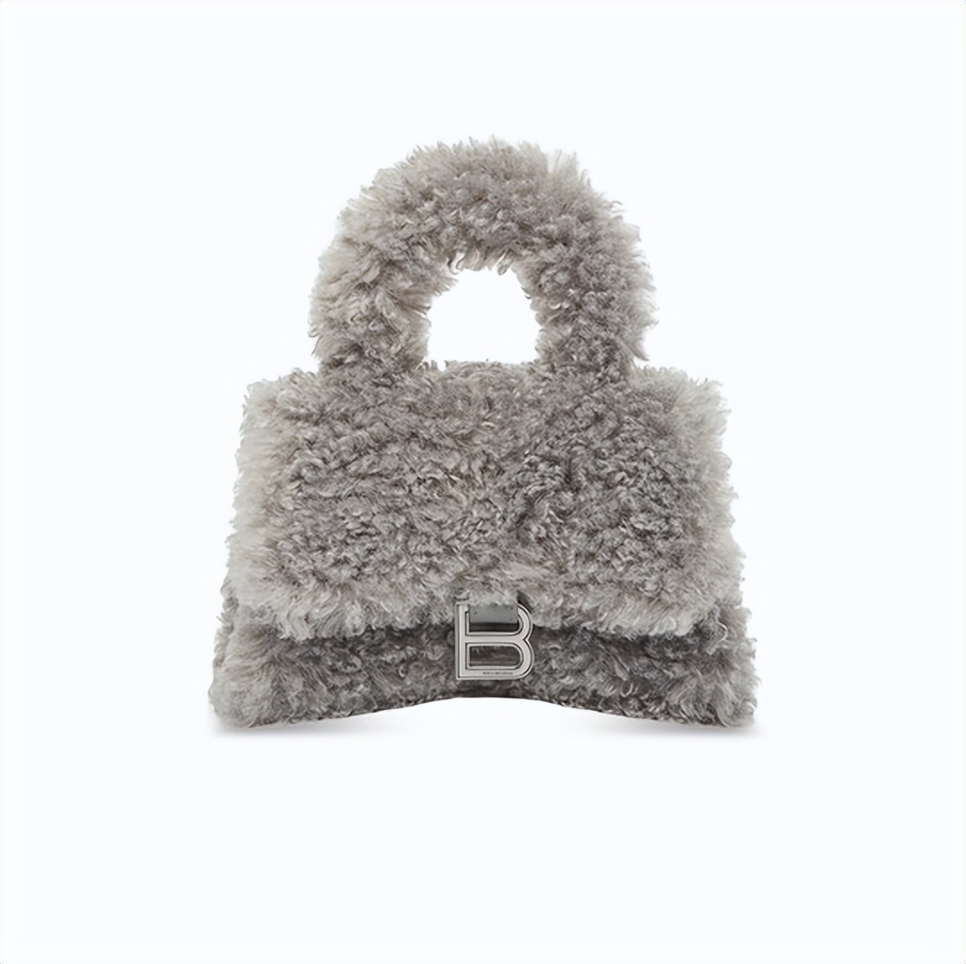 balenciaga粉色蝴蝶结包,balenciaga包包什么档次