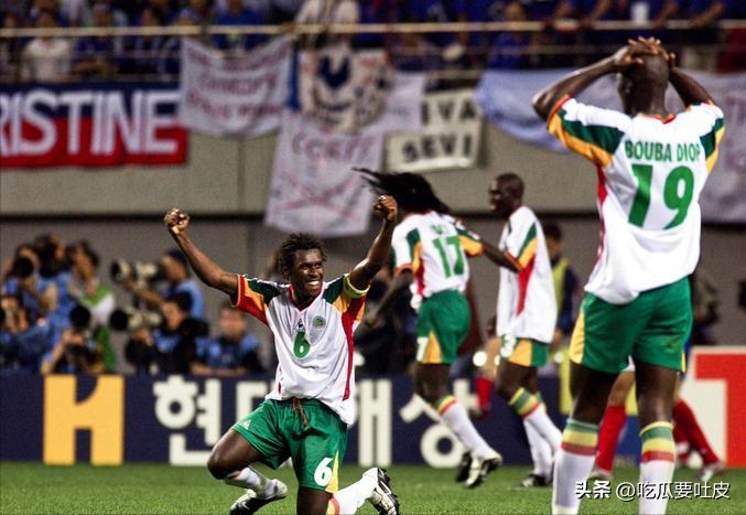 06年世界杯法国vs巴西齐达内,1998年法国世界杯齐达内一战称王