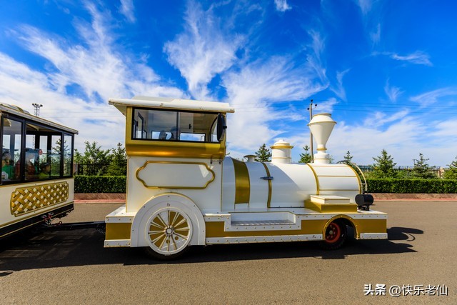 满洲里国门70岁老人,满洲里国门景区门票