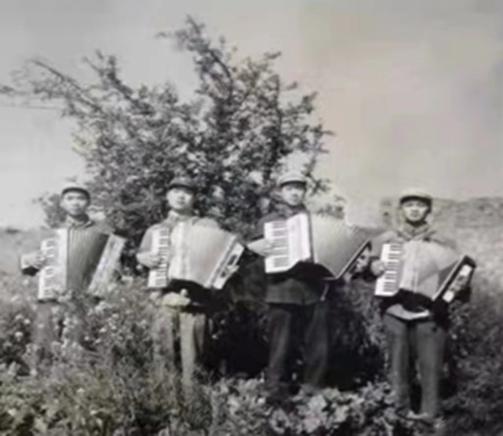 简论新时期军队基层文化工作,部队基层文化活动