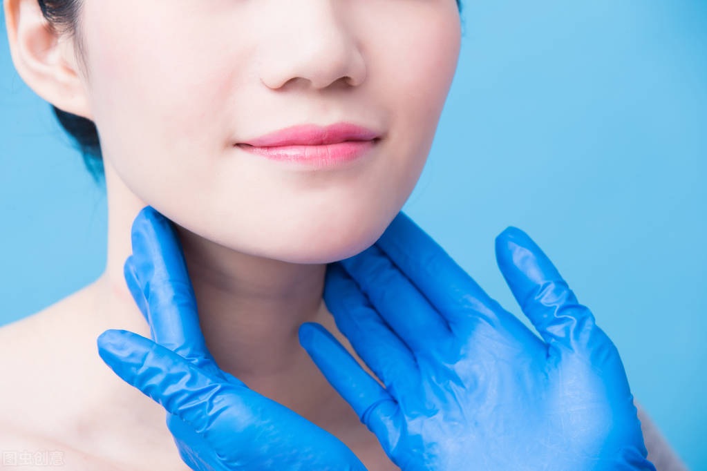 甲亢是什么原因引起的呢怎么治疗,甲亢是怎么引起的甲亢有什么症状