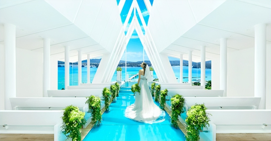 日本十字架教堂,日本教堂