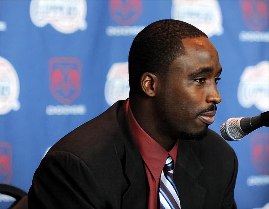 里基戴维斯精彩表现,里基戴维斯被送走后表现如何