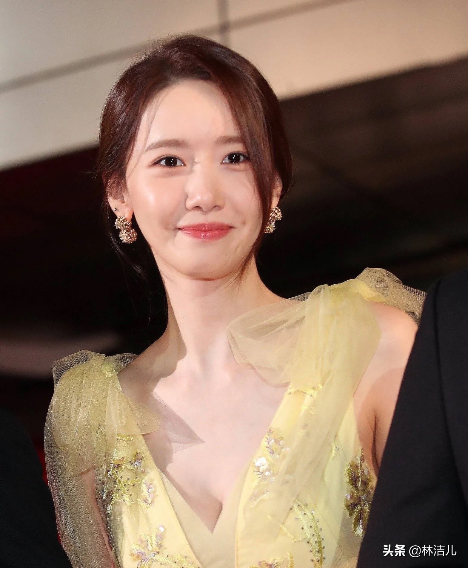 为啥张含韵林允儿的卧蚕那么美？你的却只能叫眼袋，跟妆容有关系