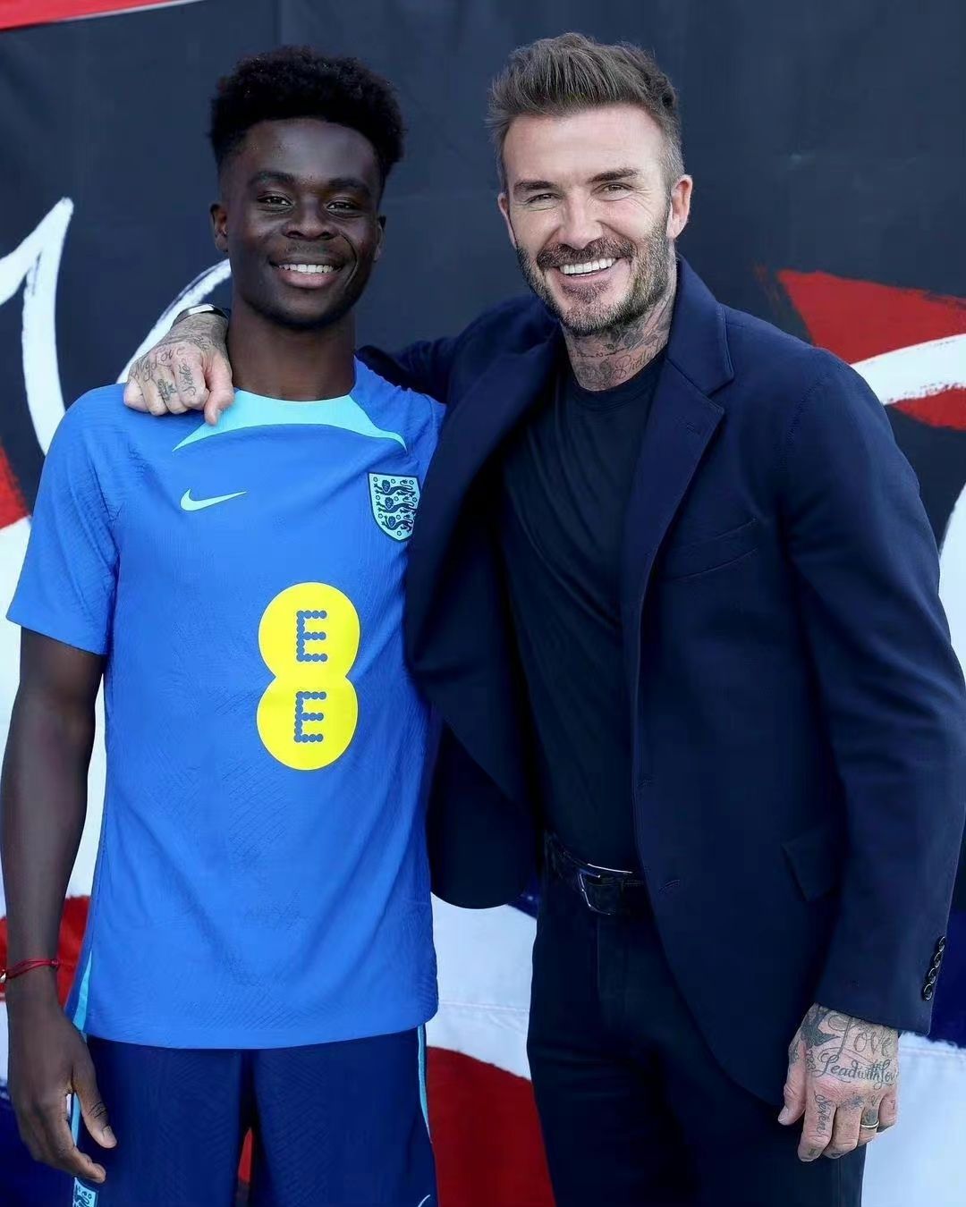 贝克汉姆带领英格兰进军世界杯,贝克汉姆来到卡塔尔亚洲杯