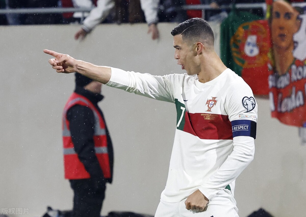 每日竞彩二串一计划跟单表,今日足球竞彩5串1比分推荐