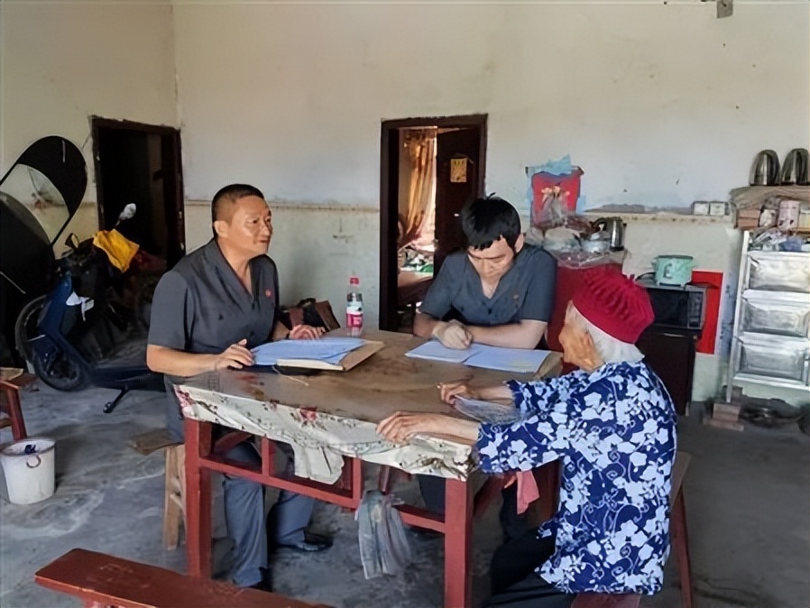 骗子上门拿钱,上门骗钱套路