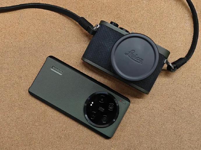 小米13ultra跟苹果13哪个好,小米13ultra真的强过苹果吗