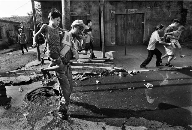 98抗洪爆破堤坝,98抗洪决堤口