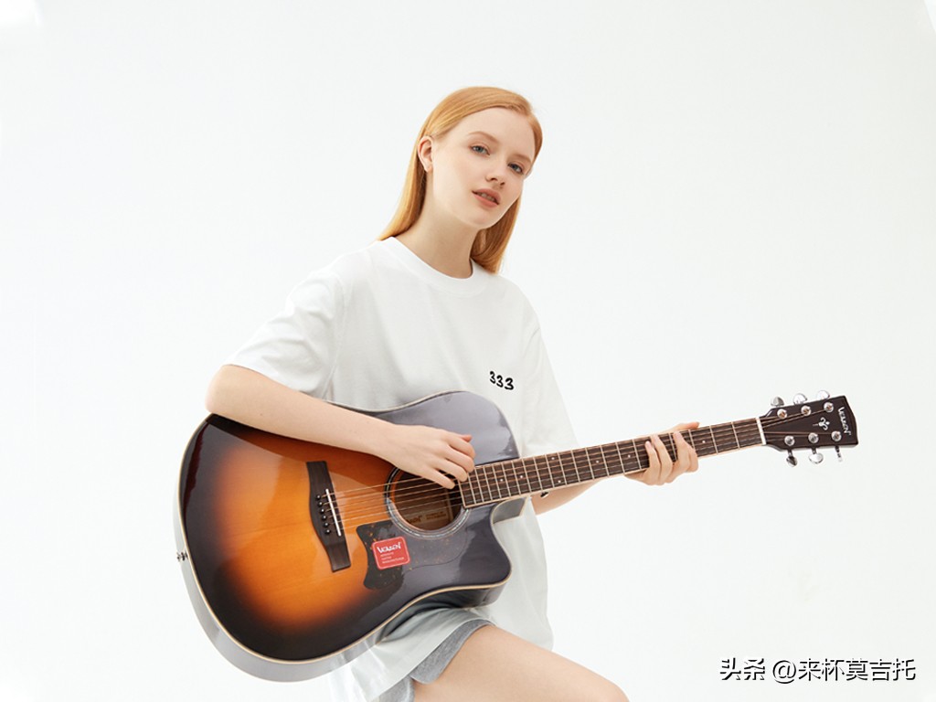 民谣吉他初学者选购吉他价位,超实用的初学者入门吉他选购技巧
