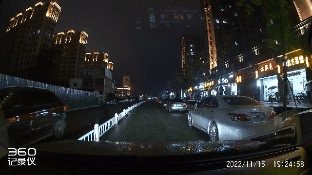 g900行车记录仪测评视频,四镜头360行车记录仪