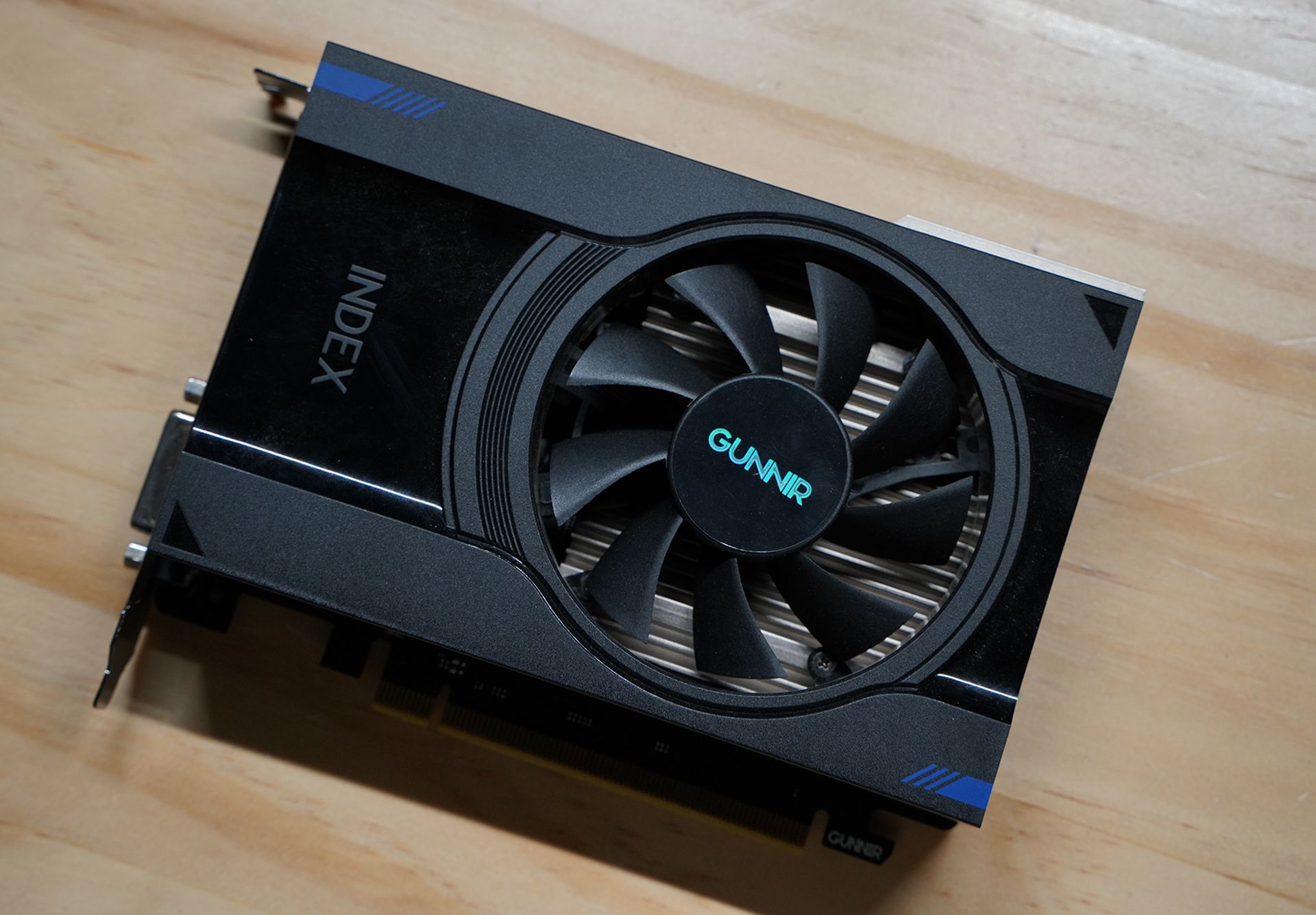 英特尔锐炬显卡能玩什么游戏,最新锐炬显卡性能