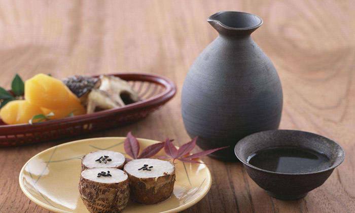 日本清酒和中国黄酒的区别,为什么日本清酒比黄酒贵