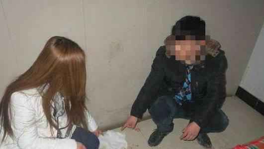 已婚少妇微信约嫖，面对警方的盘问，女子的话让人傻眼！