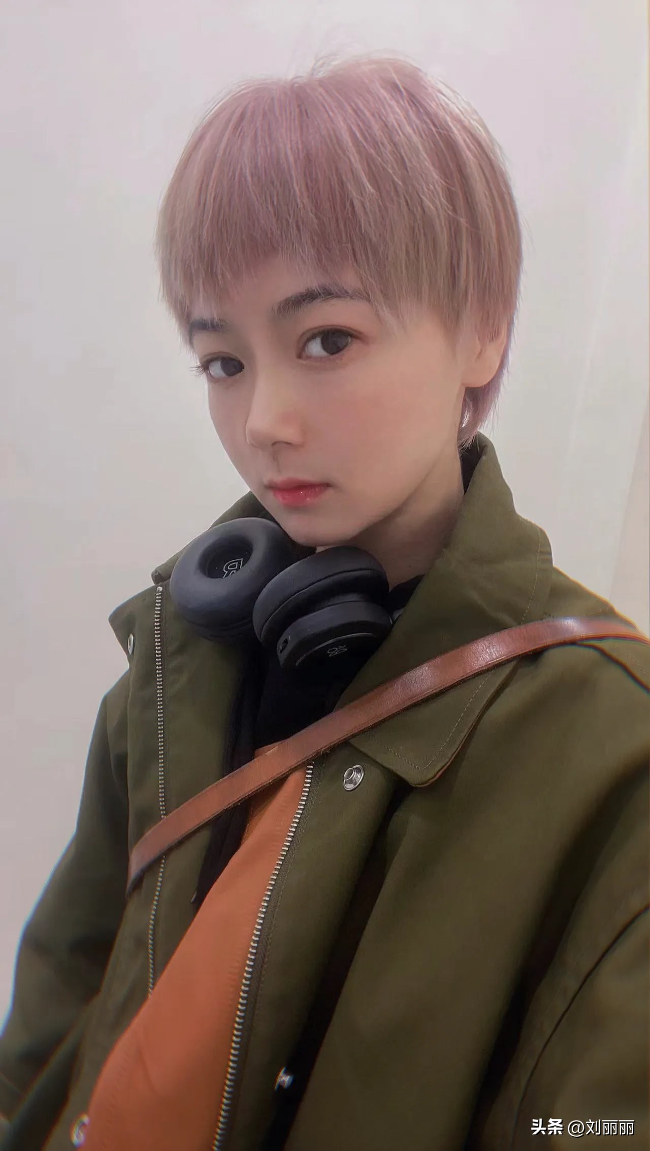 一边长一边短发型女2021流行发型,女生短碎发发型图片2020年流行