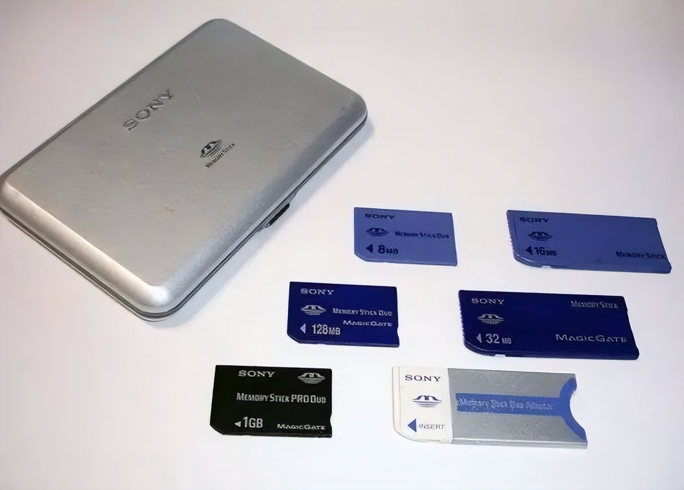 现在的手机为什么不支持内存卡,支持储存卡的手机2021