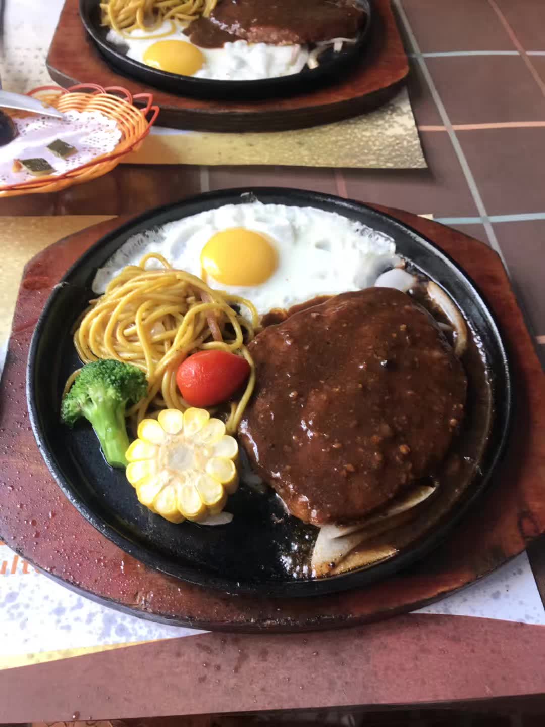 越南工作的真实生活,越南红木市场的忙碌生活