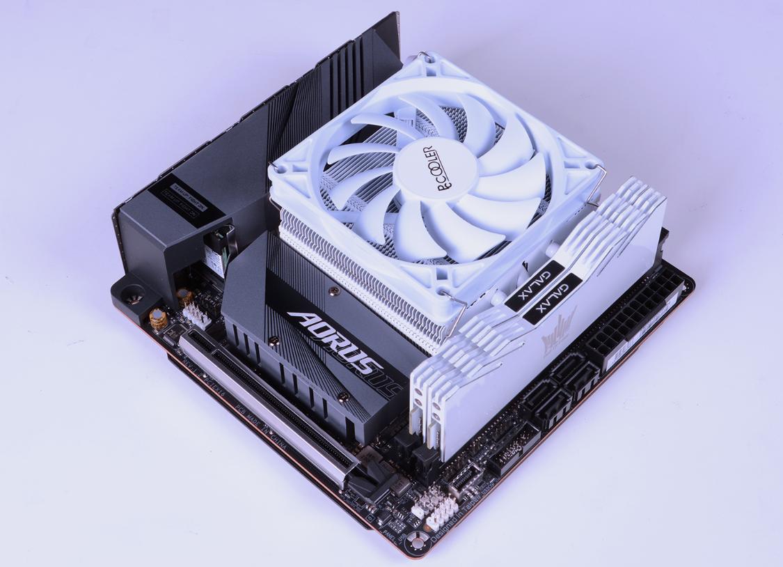 5000元itx主机加便携显示器,能吊打万元笔记本的itx主机