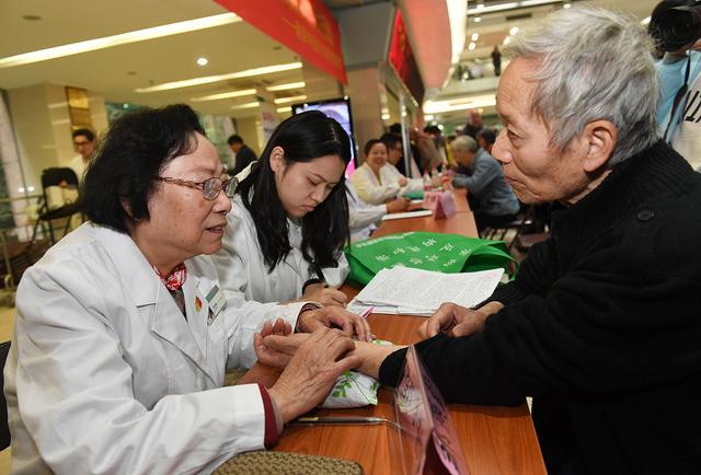 学中医为什么要学西医,中医和西医哪个更好学